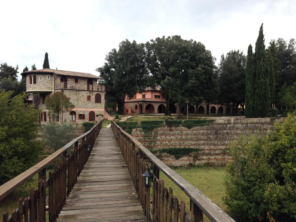 Pian Dei Mucini Resort Il Borgo Massa Marittima Eksteriør billede