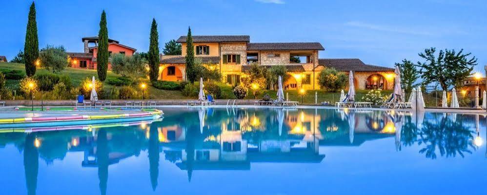 Pian Dei Mucini Resort Il Borgo Massa Marittima Eksteriør billede